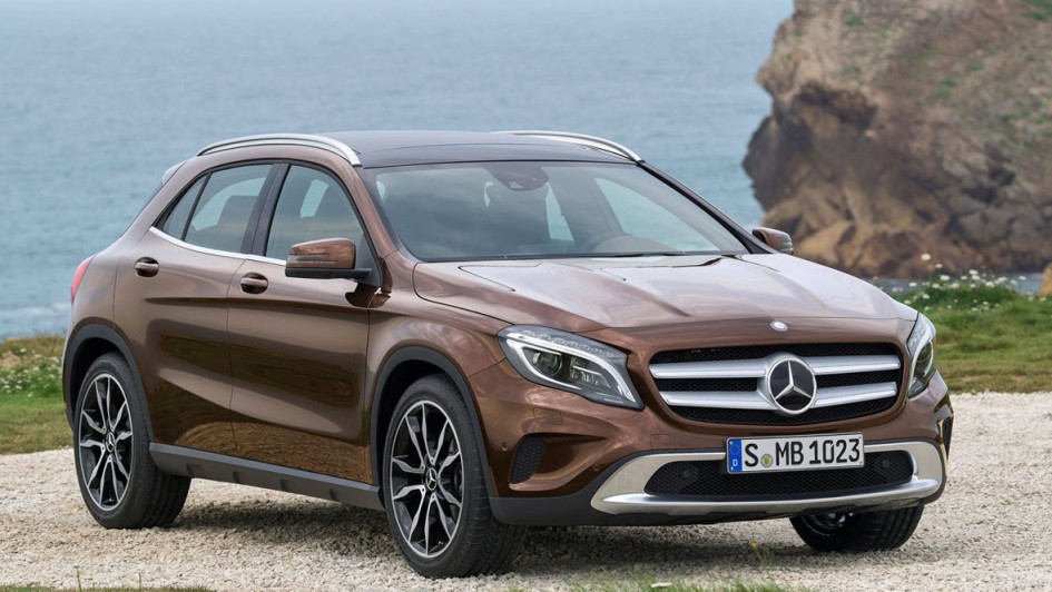 Mercedes GLA                      
