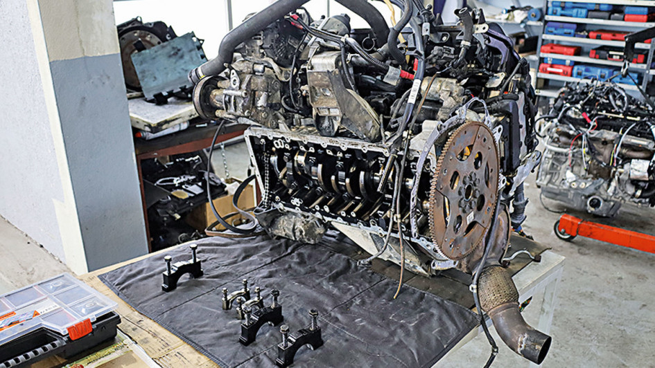 Motorinstandsetzung Riedmiller