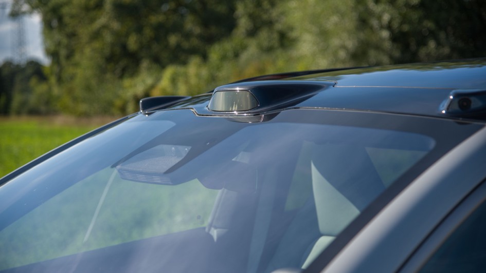 Seneoren auf dem Dach des Nio ET5