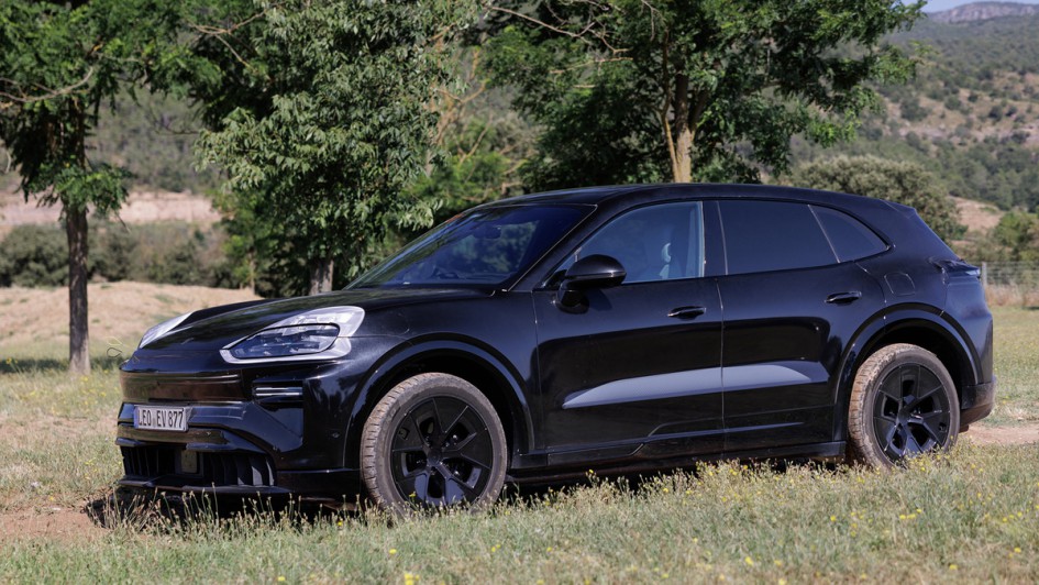 Porsche Cayenne Electric