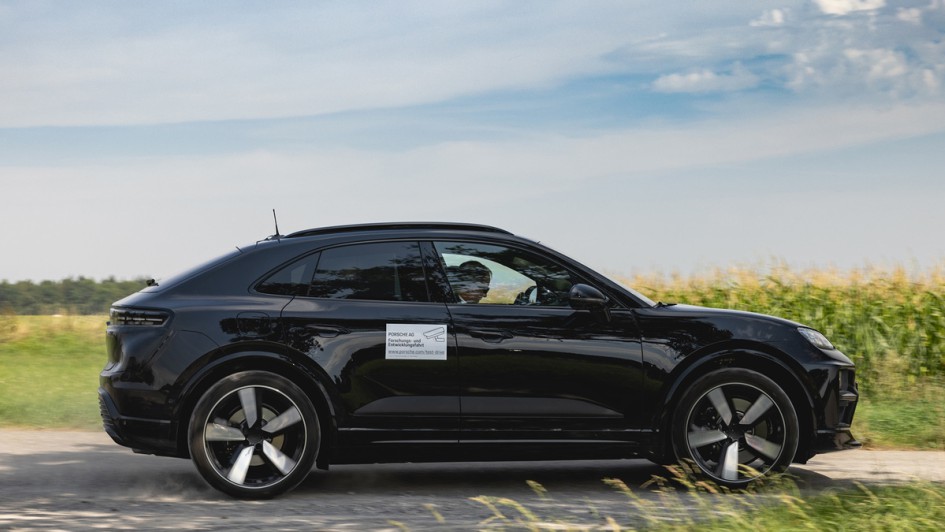 Porsche Macan electric