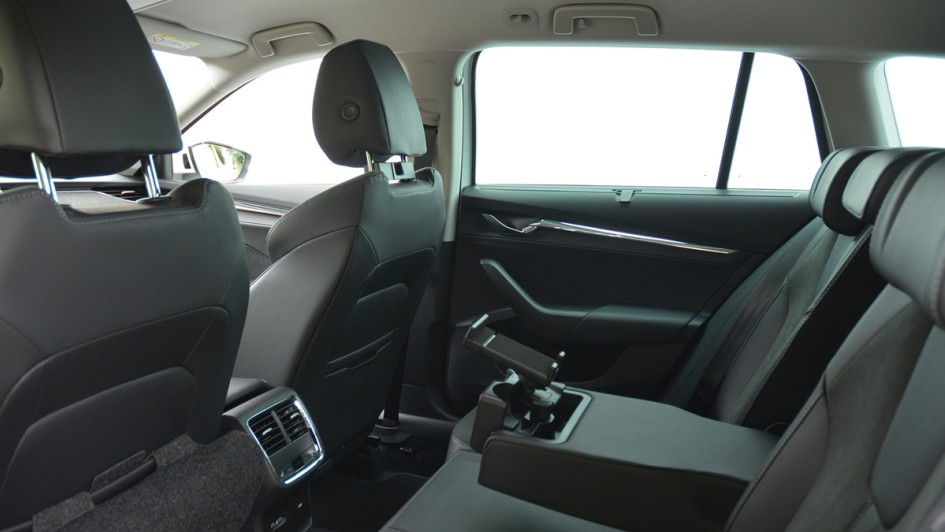 Skoda Octavia Test (2023)