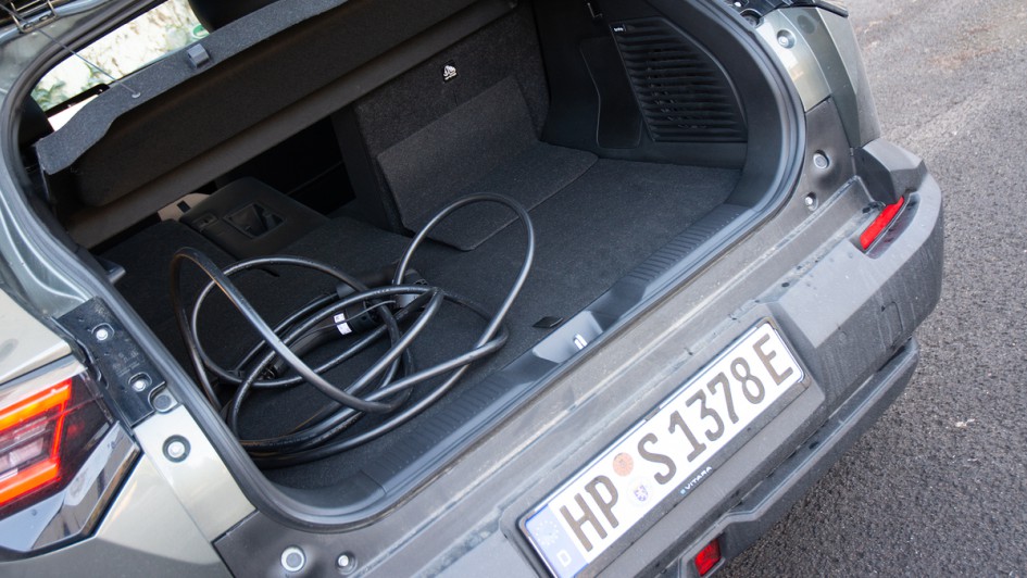 Suzuki eVitara, Kofferraum, Ladekabel, Gepäckabteil