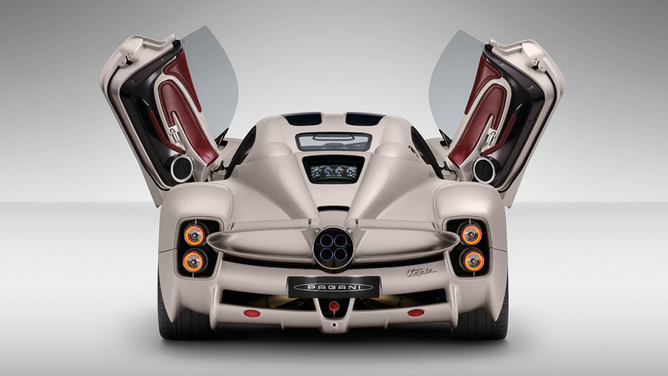 Pagani Utopia