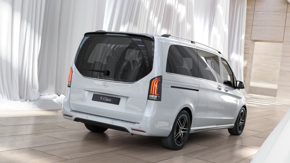 Mercedes V-Klasse von hinten in weiß