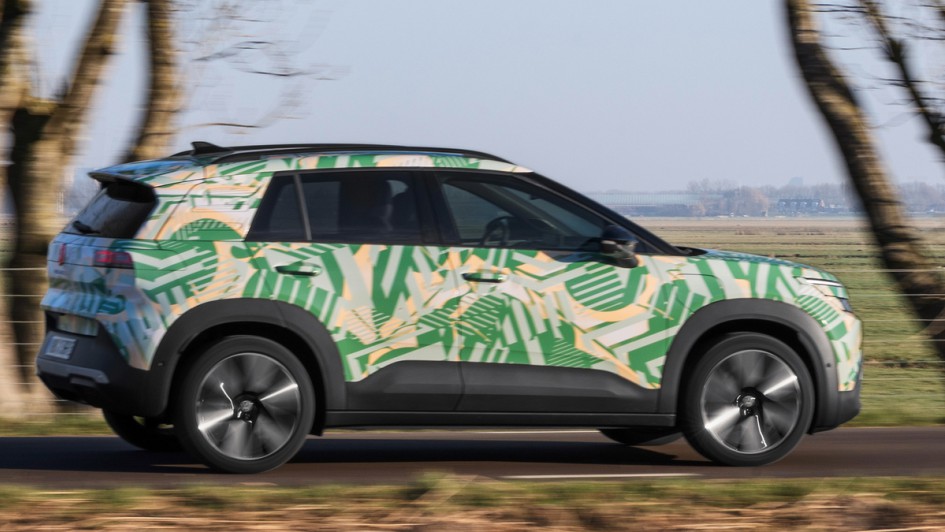 VW ID. Cross Covered Drive